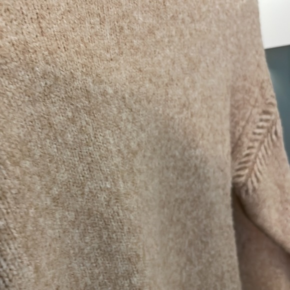 Max studios tan turtleneck sweater - Picture 8 of 8